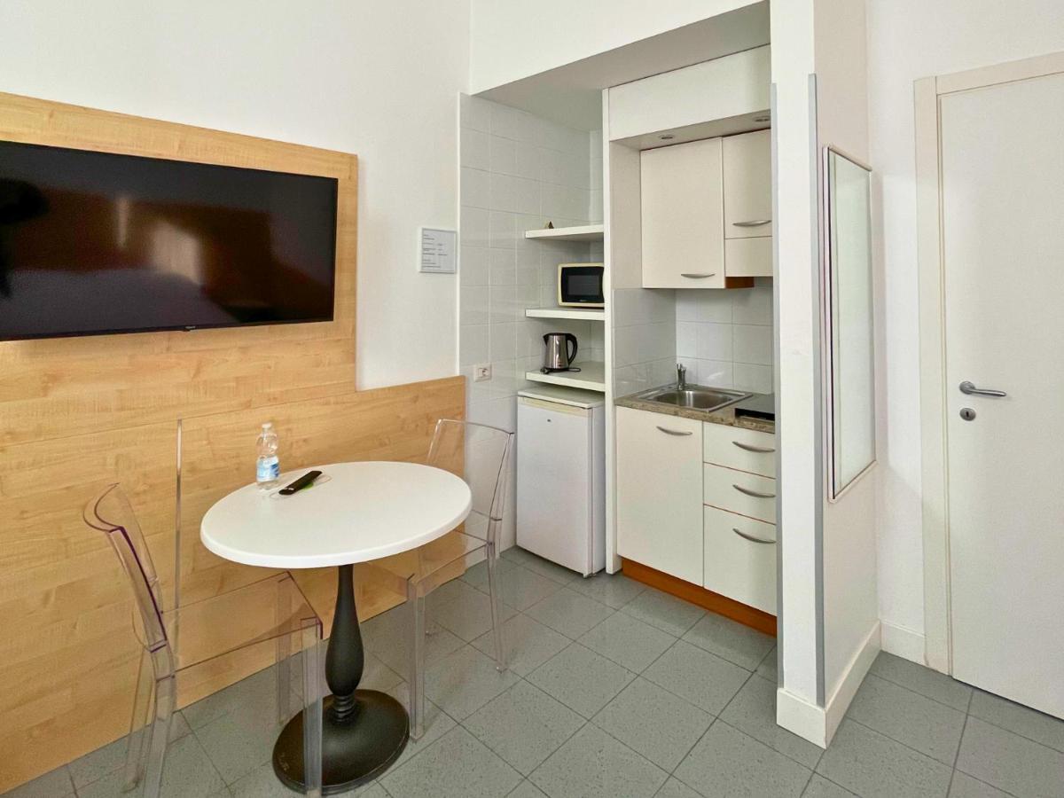 Navigli Suites Милан Экстерьер фото